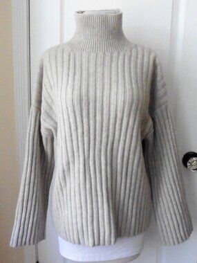 H&M Thick Ribbed Gray/Beige Oversized Wool Sweater XS